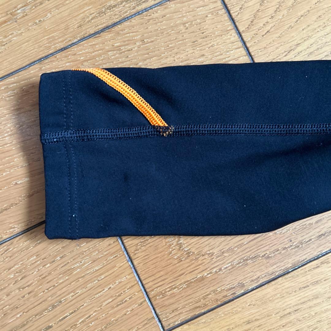 ◾️skins◾️400Sシリーズ◾️メンズ◾️Mサイズ◾️サイズが合えばお買い得◾️上下◾️