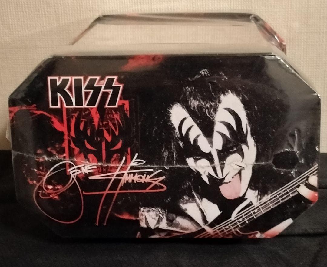 ジーン・シモンズ　フィギュア　KISS キッス 未開封