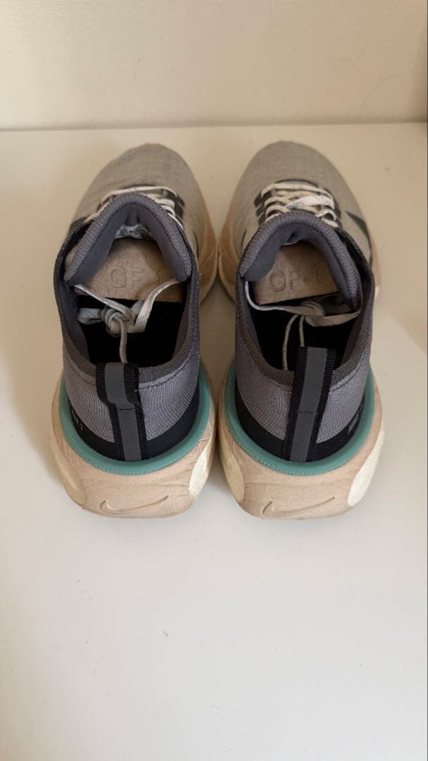 スパイク・シューズ NIKE Invincible Run
