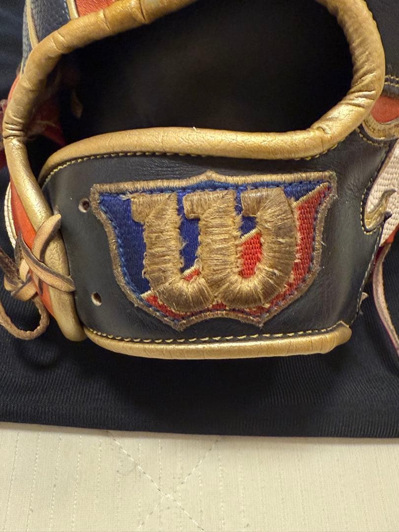 Wilson 軟式グローブ 外野 右投げ用 レッド/ネイビー 袋付き
