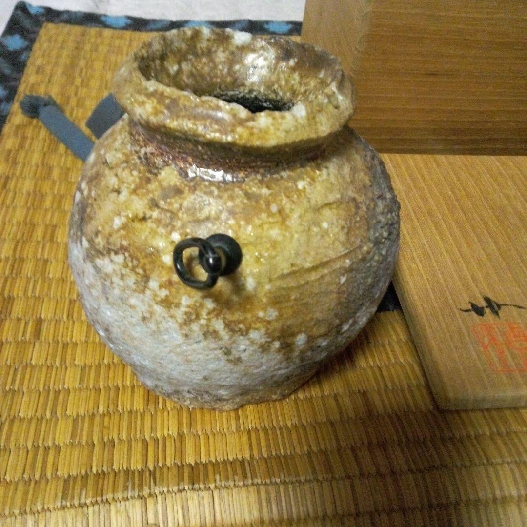 陶器の壺 木製箱付き