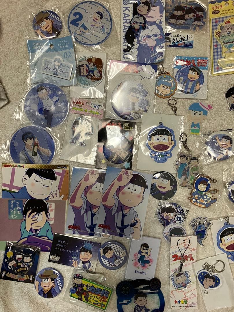 おそ松さん　カラ松　大量　まとめ売り　アクリルスタンド　缶バッジ　ジャージメイド
