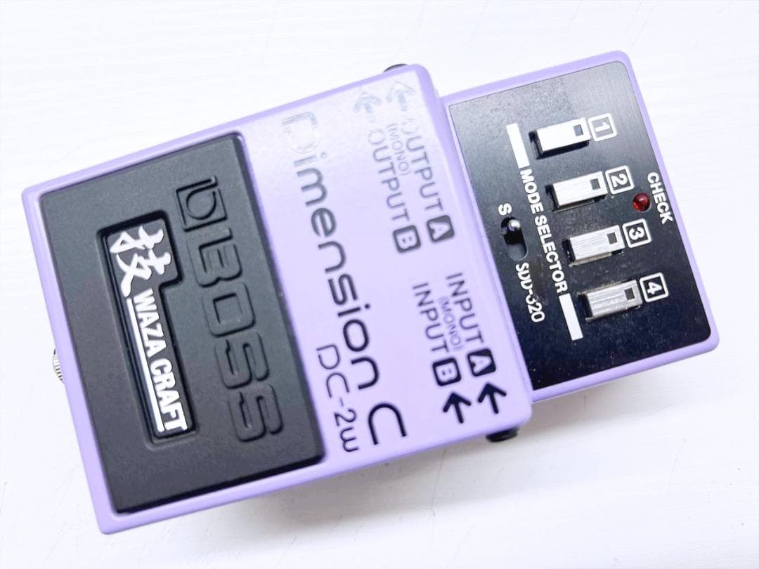 動作品　美品　BOSS　DC-2W　ボス　コーラス　エフェクター
