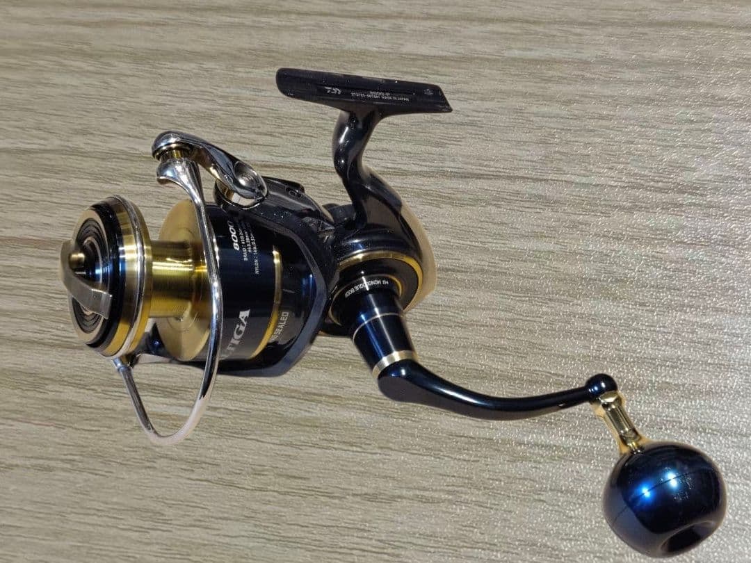 DAIWA SALTIGA 8000-P スピニングリール
