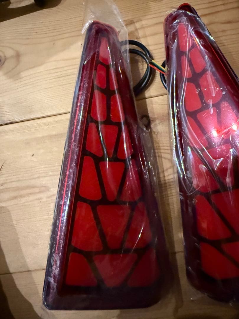 ヴォクシー 80LEDリフレクター