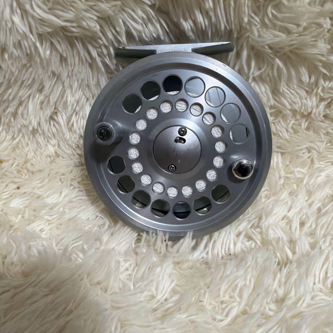 シマノ FREESTONE FV 7 フライリール 7番 ケース付き