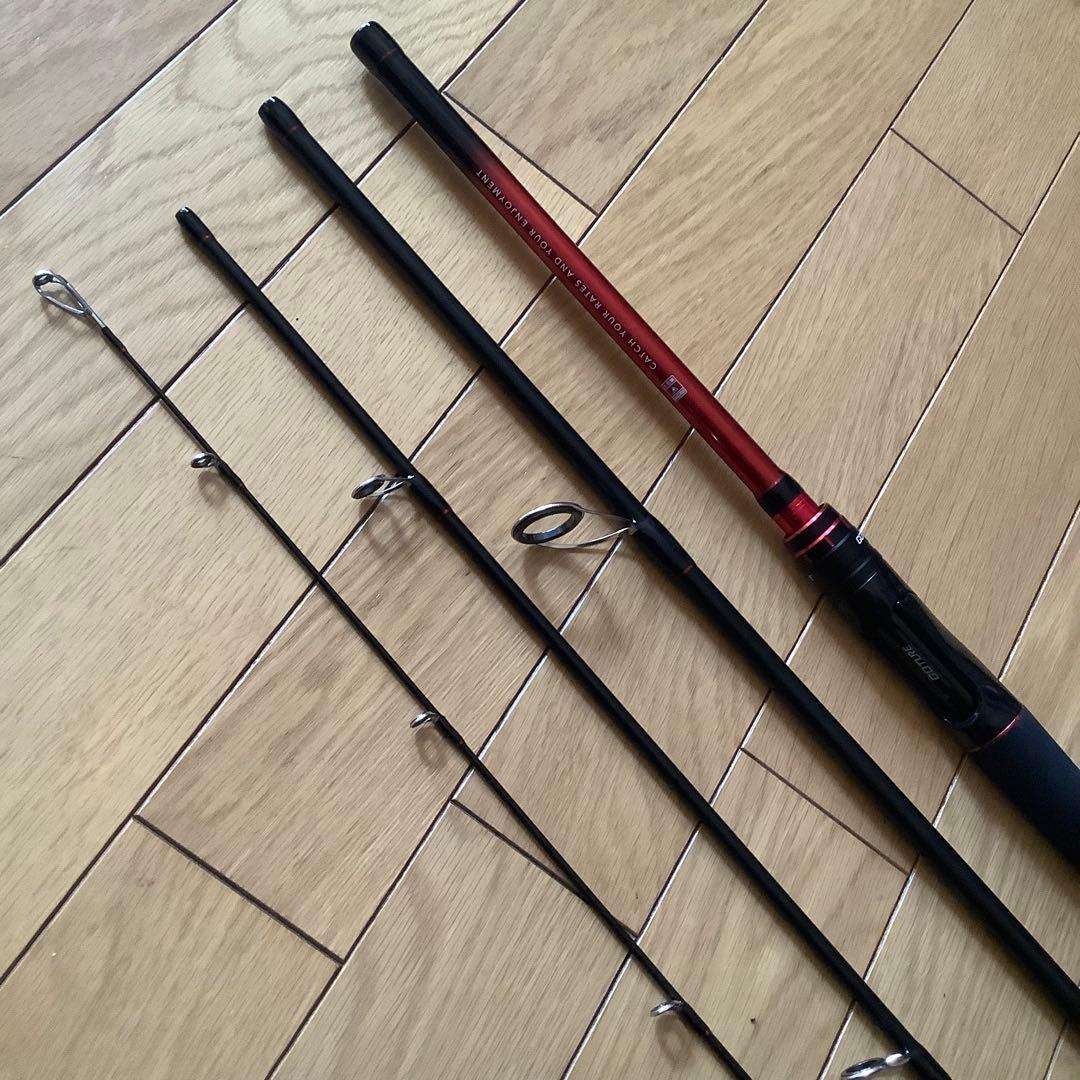 ショアジギ　シーバス　4ピース8ftスピニングロッド&スピニングリール5000番