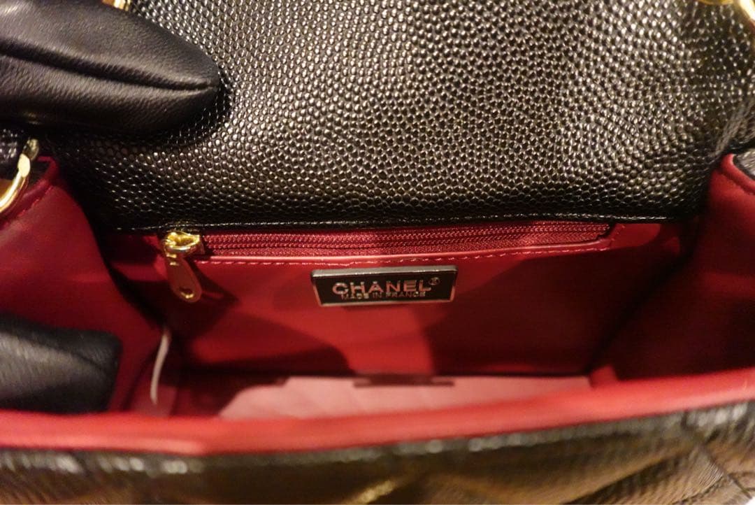 CHANELノベルティ　チェーンショルダー