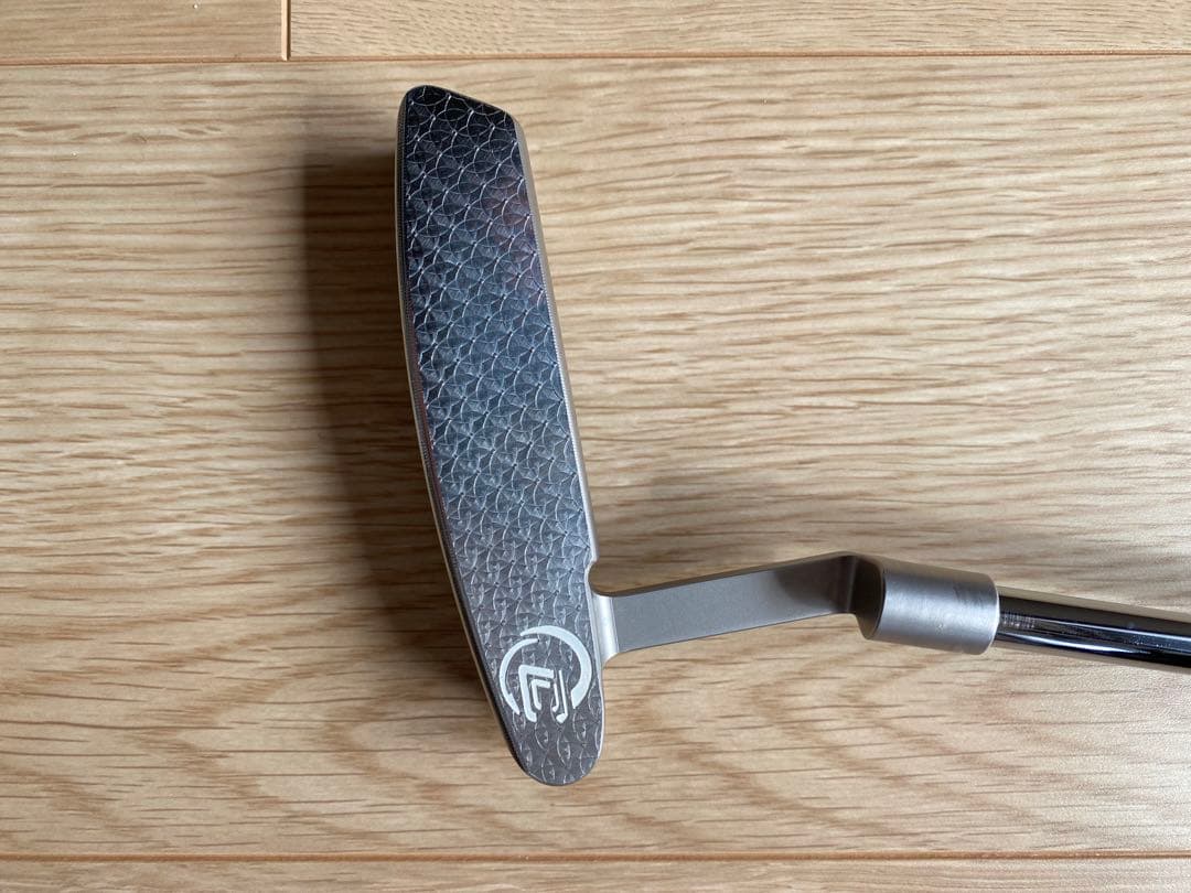 クールクラブス、ピン型パター