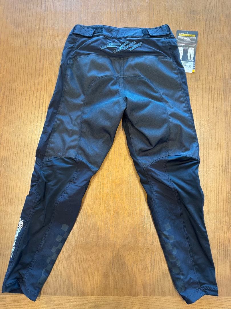 値引き！新品未使用　FASTHOUSE FASTLINE Y26 MTBパンツ