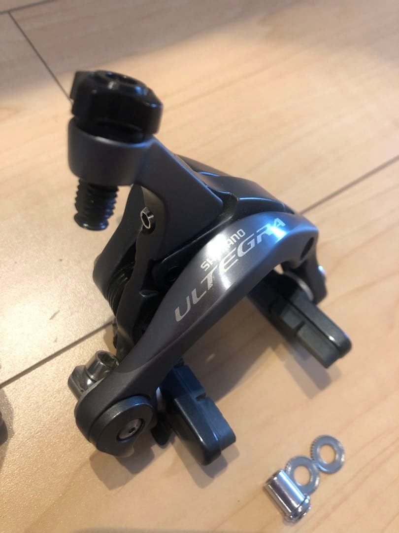 シマノULTEGRA BR-6800 アルミ・カーボンシュー付 美品かと。