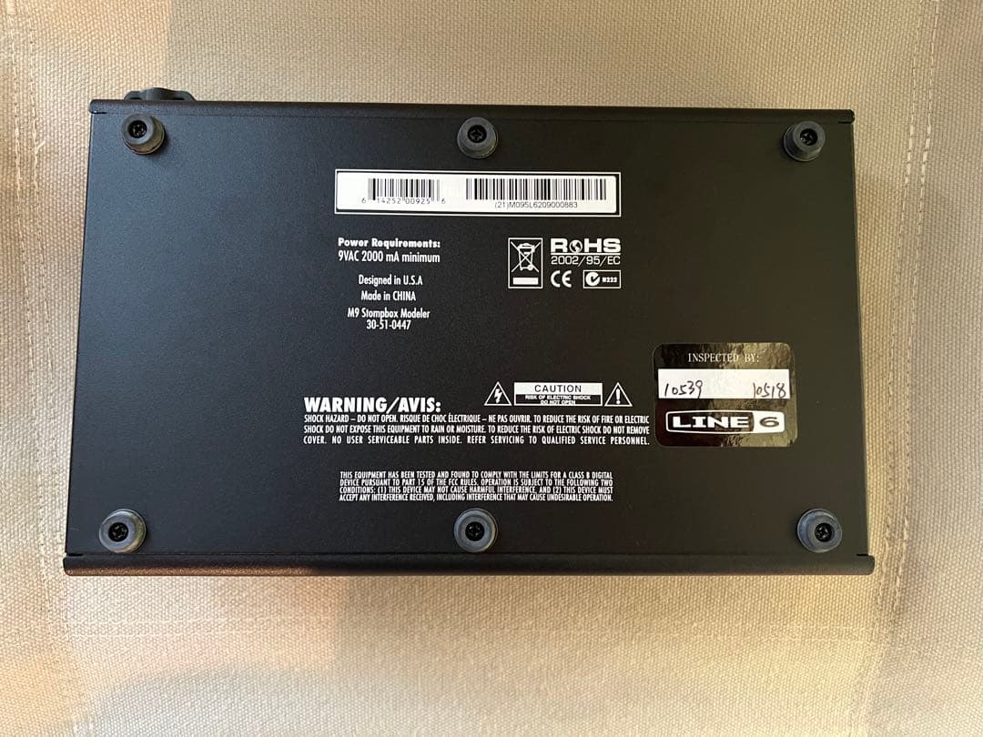 ギター LINE6 M9 Stompbox Modeler