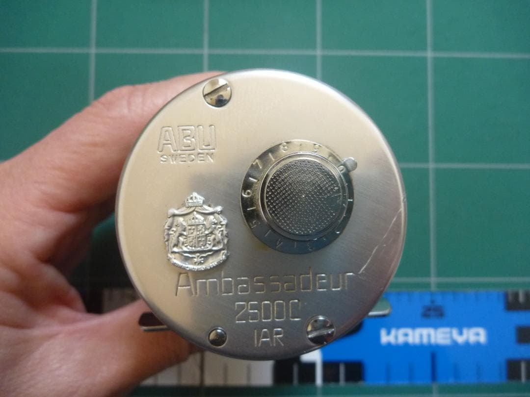 アブガルシア　アンバサダー2500CIAR　フットナンバー040006