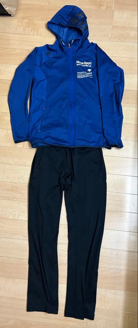 MoveSport ジャージ上下セット　Lサイズ