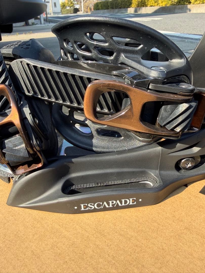 BURTON ESCAPADE EST M バートン エスカペード 半日のみ使用