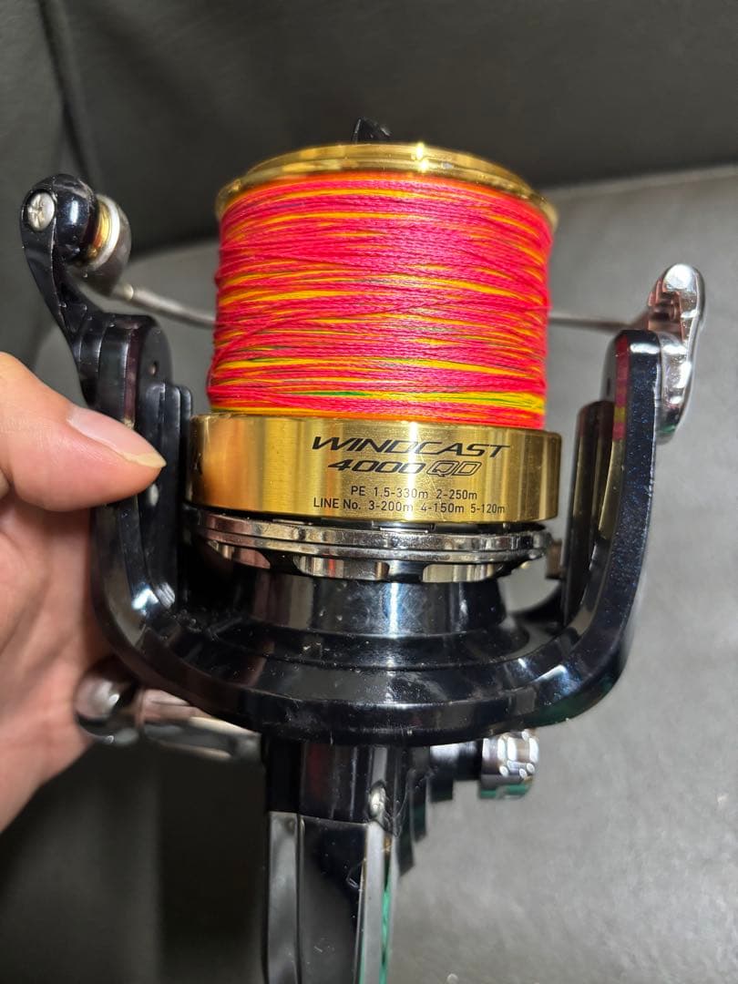 DAIWA ウインドキャスト4000QD リール
