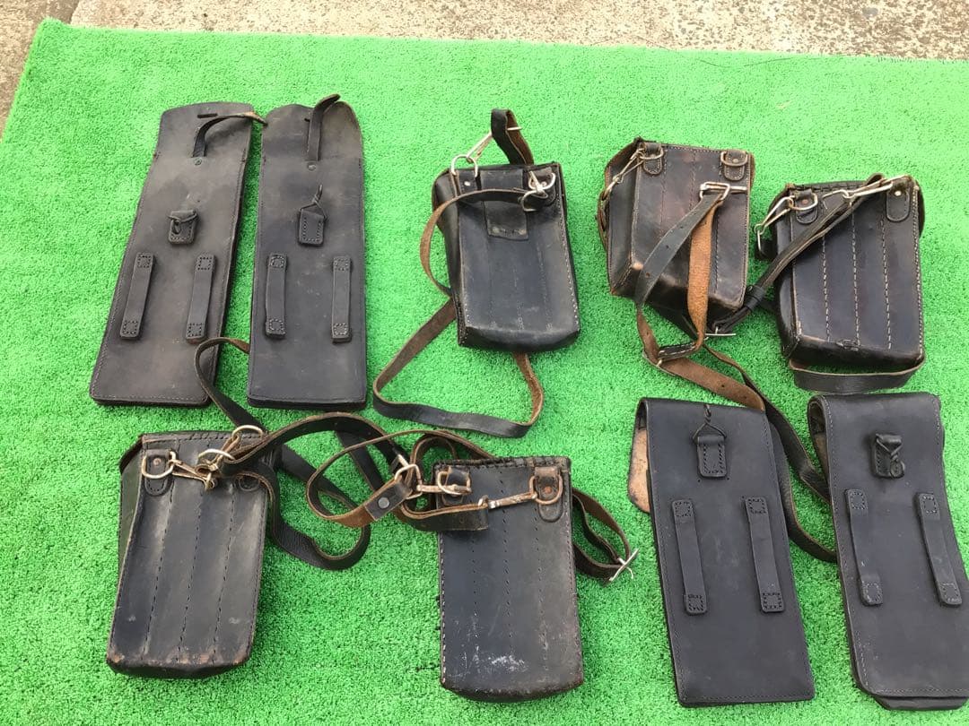 ヨーロッパ⑥ 革製軍装備 スペイン軍？ 東ドイツ軍？ オーストリア軍？ 実物