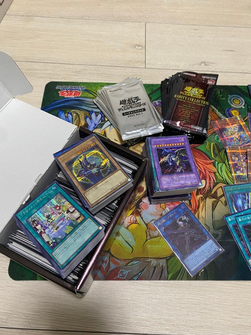 画像以外にも汎用カード多数！遊戯王OCGカードセットと未開封パック　まとめ売り