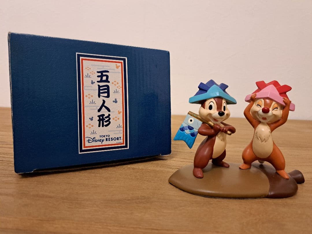 【日本限定】ディズニーランド　チップとデール　五月人形飾り　フィギュア