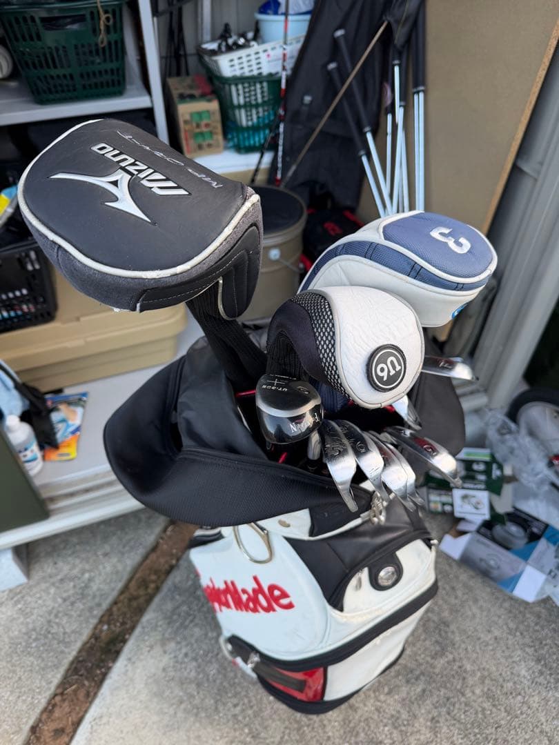 TaylorMade ゴルフバッグ クラブセット
