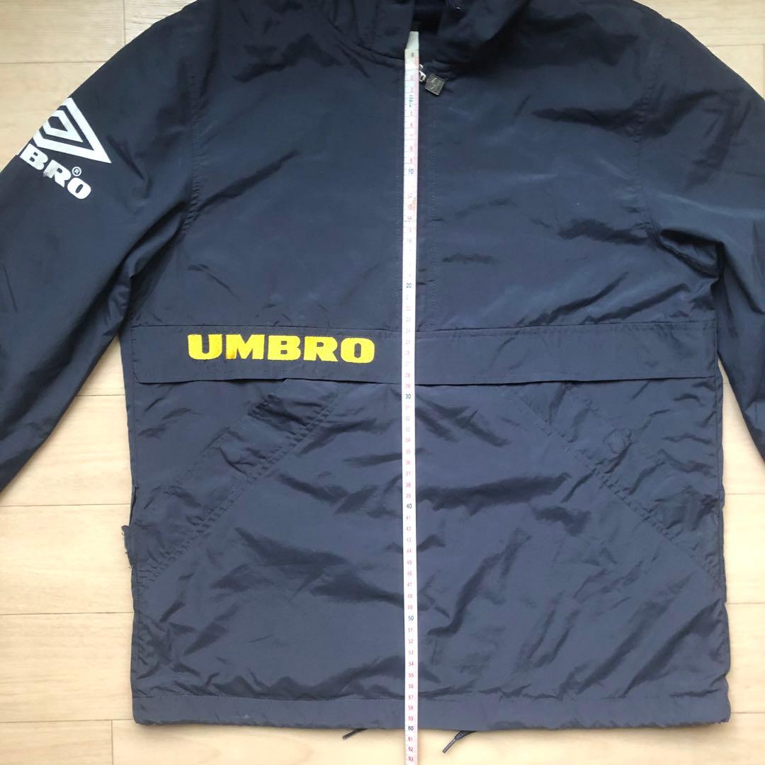 UMBRO アンブロ　Sサイズ ナイロンハーフジップパーカー　ミシガンカラー