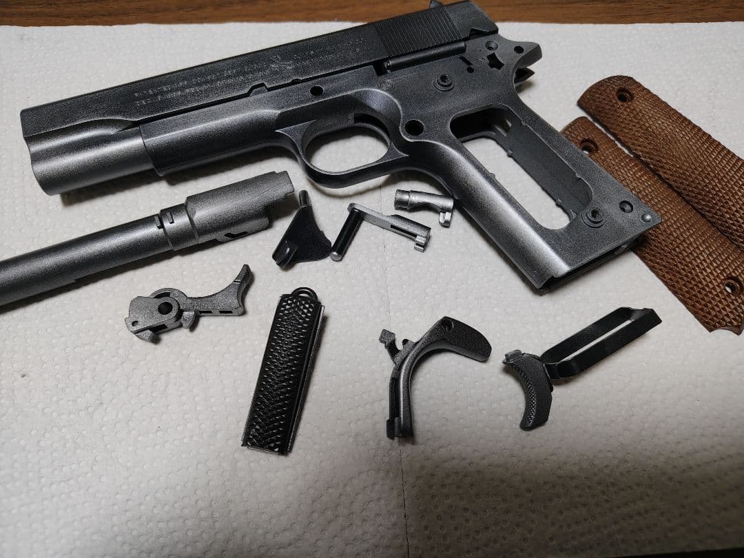 東京マルイ コルトガバメント M1911A1 塗装エアコキハンドガン18歳以上