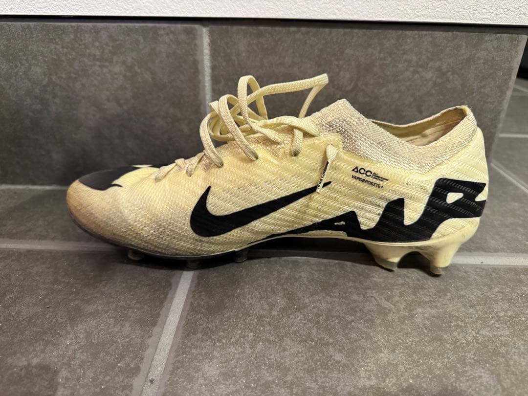 NIKEズーム マーキュリアル ヴェイパー 15