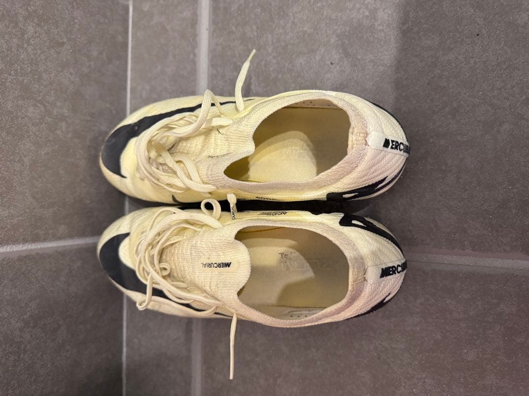 NIKEズーム マーキュリアル ヴェイパー 15