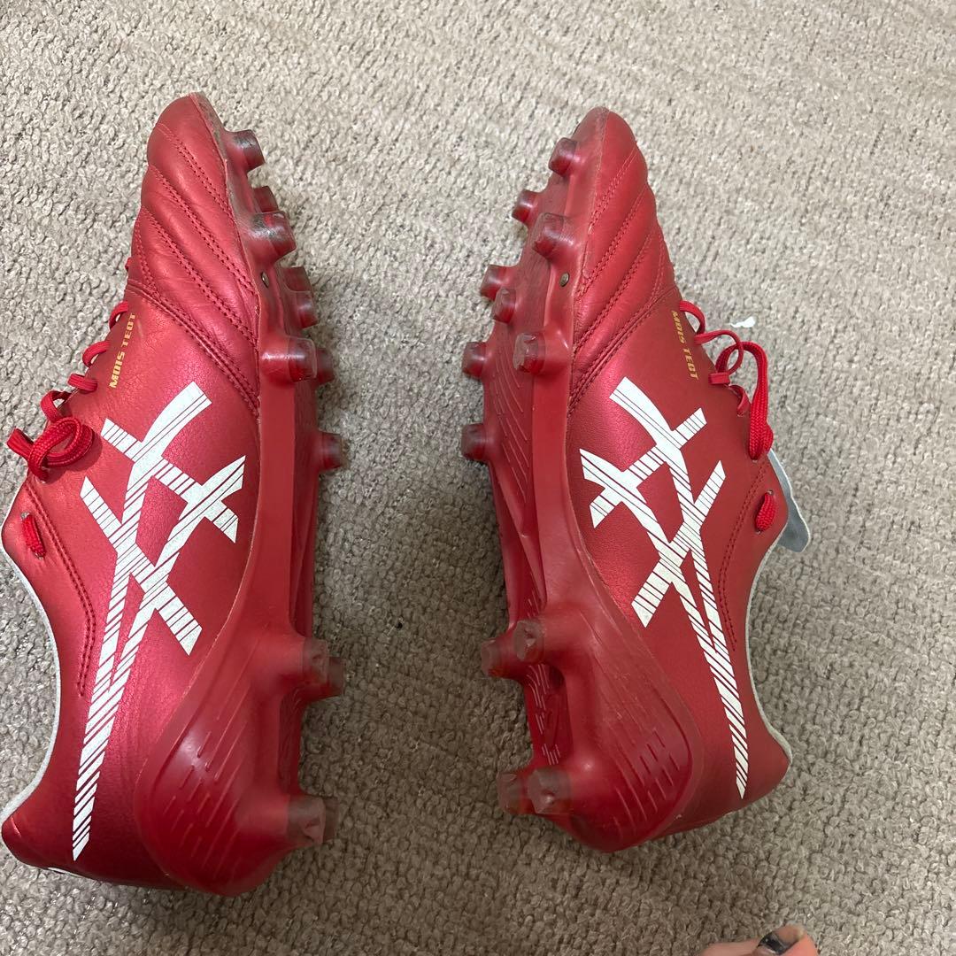 サッカースパイク　ds light x-fly5 レッドカラー