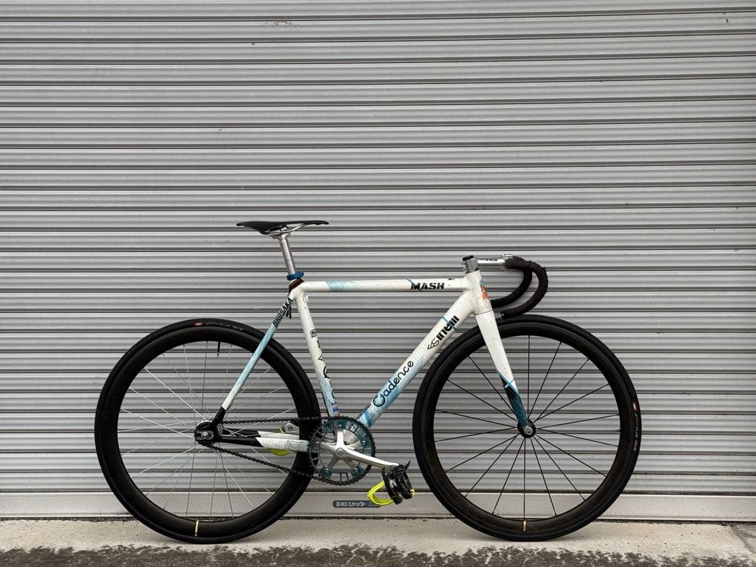 bluelug × aarn 限定リング 49t ピスト