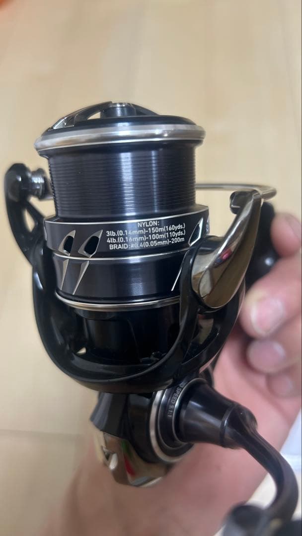 23タトゥーラ　スピニング　FC LT 2500SS-QD
