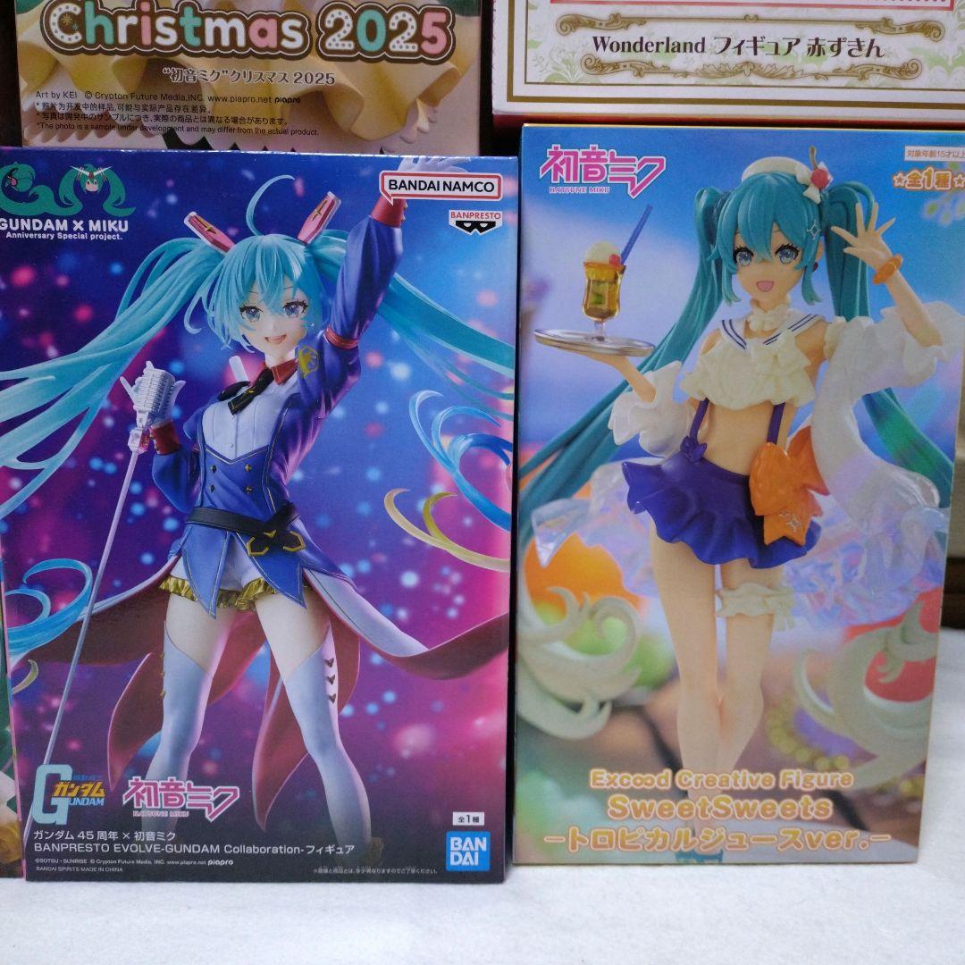 初音ミク　プライズ　フィギュア　12体