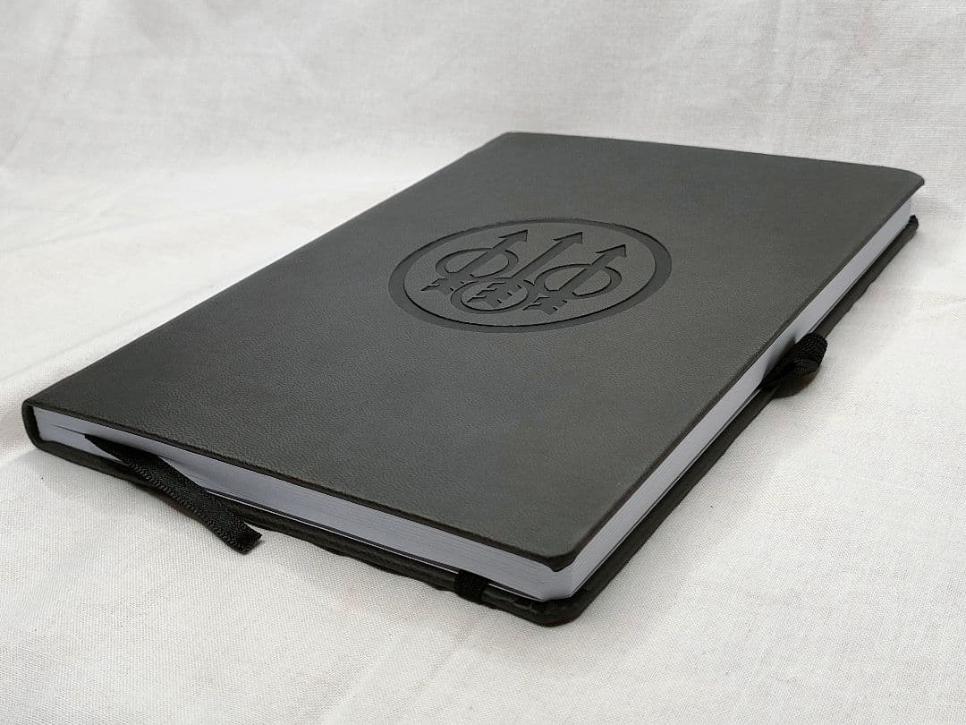 【新品】Beretta ベレッタ 公式グッズ エンボスロゴ ノートブック