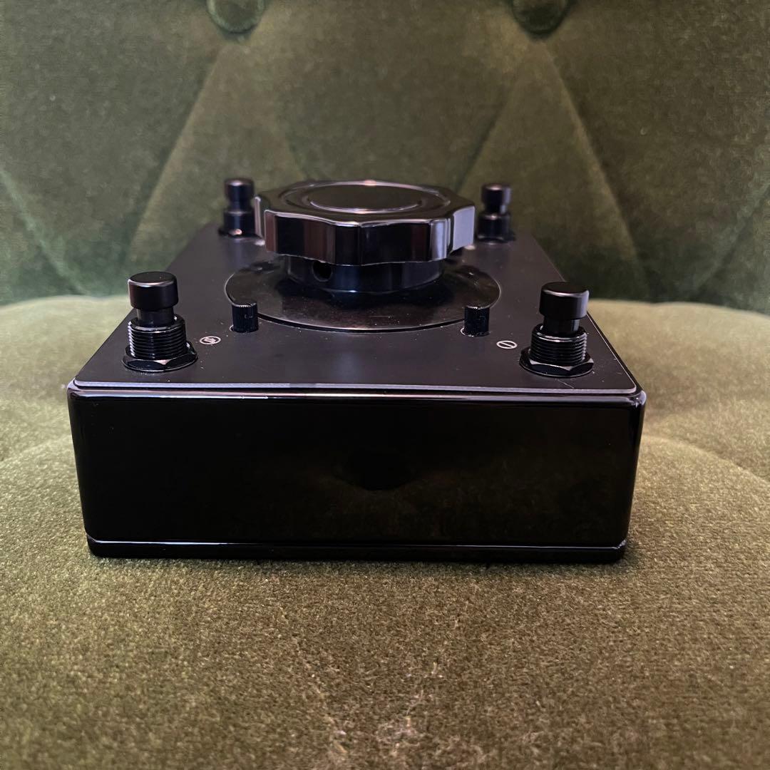 ギター Fjord Fuzz MIDNATTSSOL