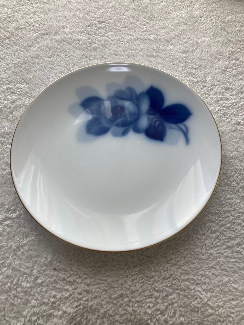 新品　未使用　大倉陶園　Okura 青いバラ 皿 2枚セット　ブルーローズ