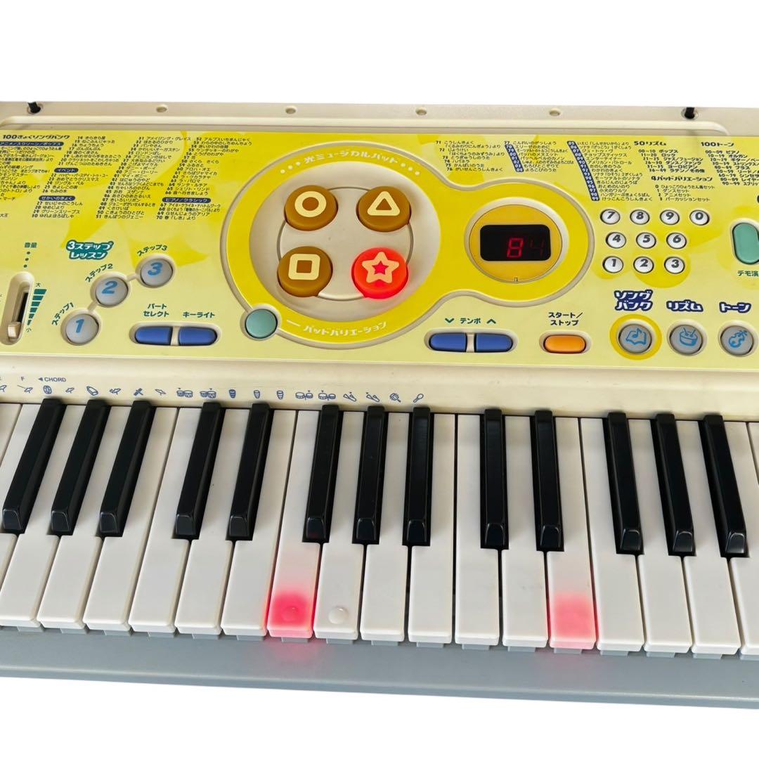 CASIO LK-38 光ナビゲーションキーボードLUCE ルーチェ 電子ピアノ