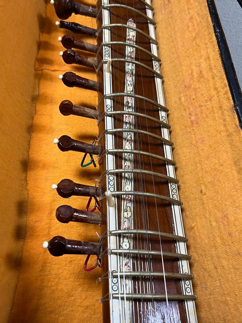 シタール インド民族楽器 ハードケース付 sitar
