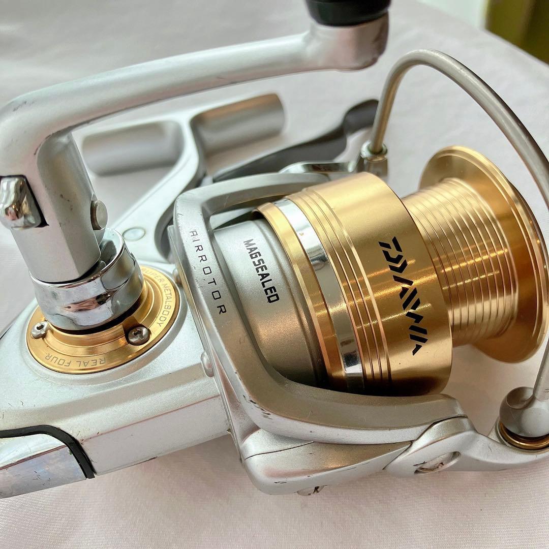 【中古品】DAIWA スピニングリール トライソ TRISO 2500DLB