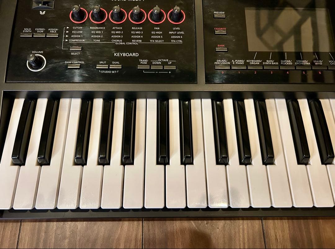 Roland FA-06 シンセサイザー 61鍵