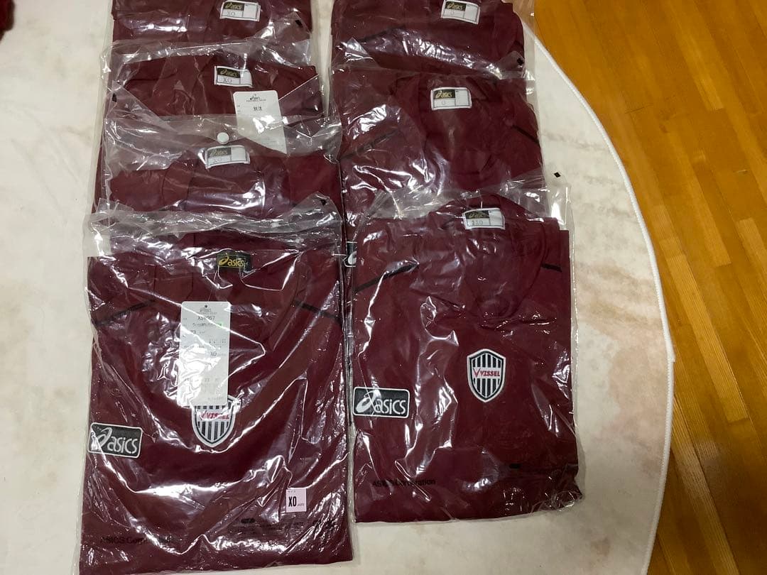 VISSEL asics 選手用サッカー シャツ　長袖4枚　半袖1枚