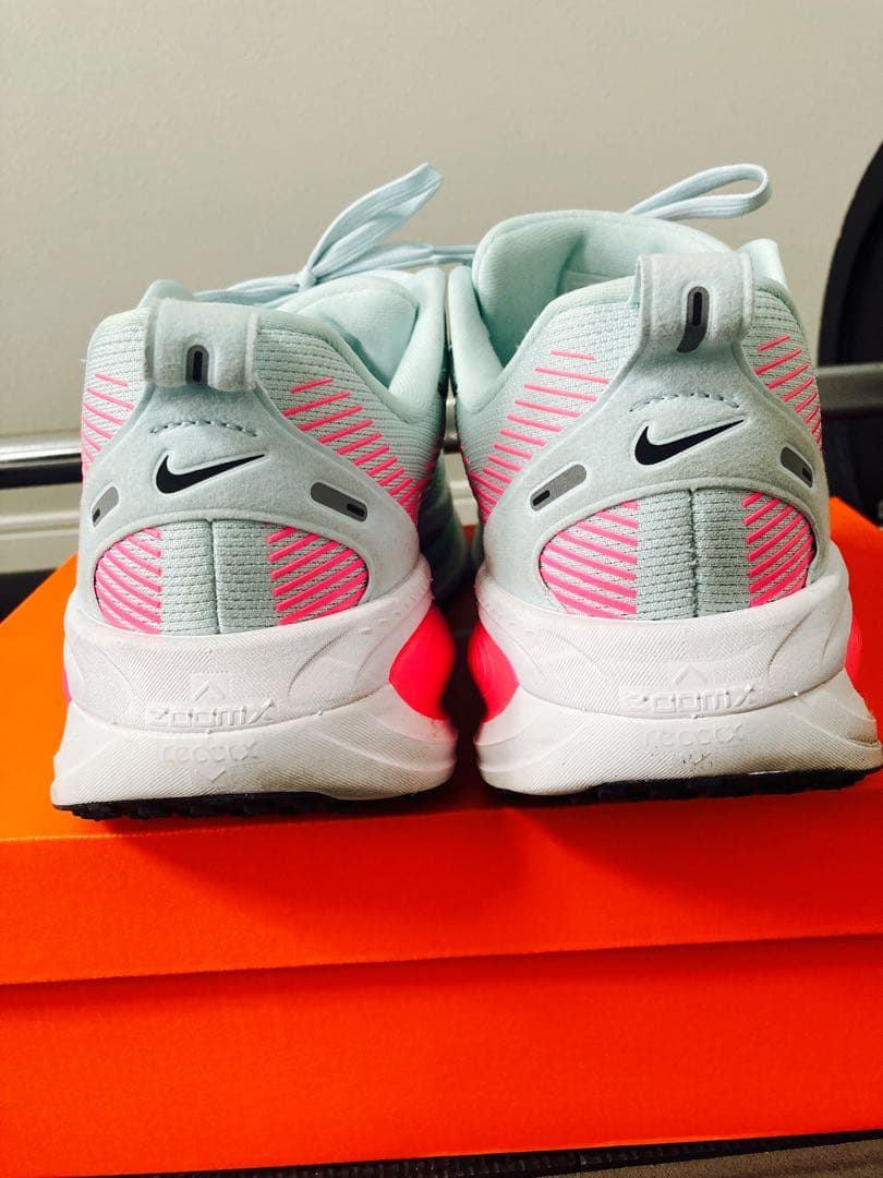 NIKE ボメロ18 27.5cm