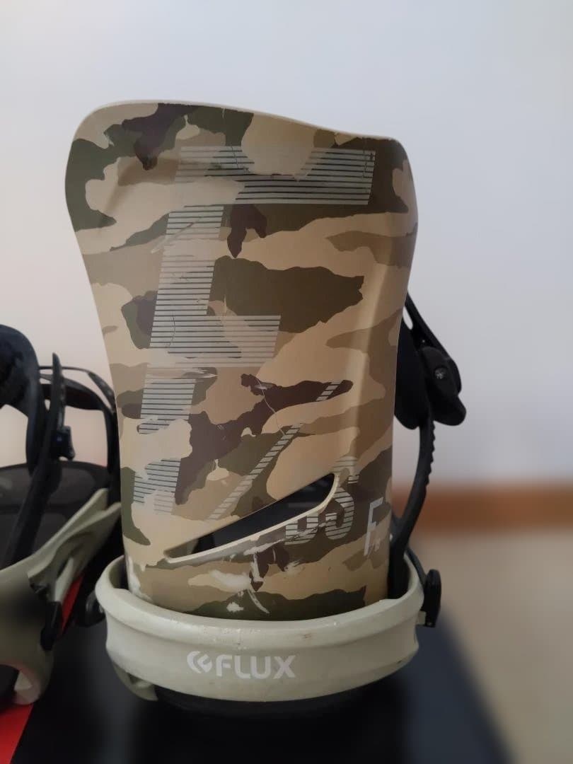 FLUX DS 18-19 Mサイズ CAMO