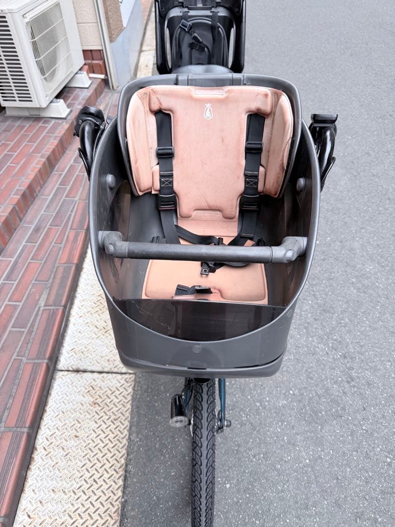 子供乗せ　ブリヂストン　電動アシスト自転車 チャイルドシート付き ダークブルー