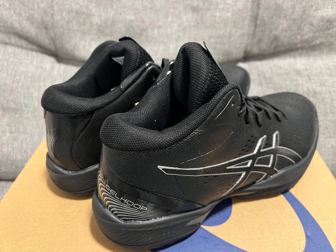 asics GELHOOP v16 ブラック