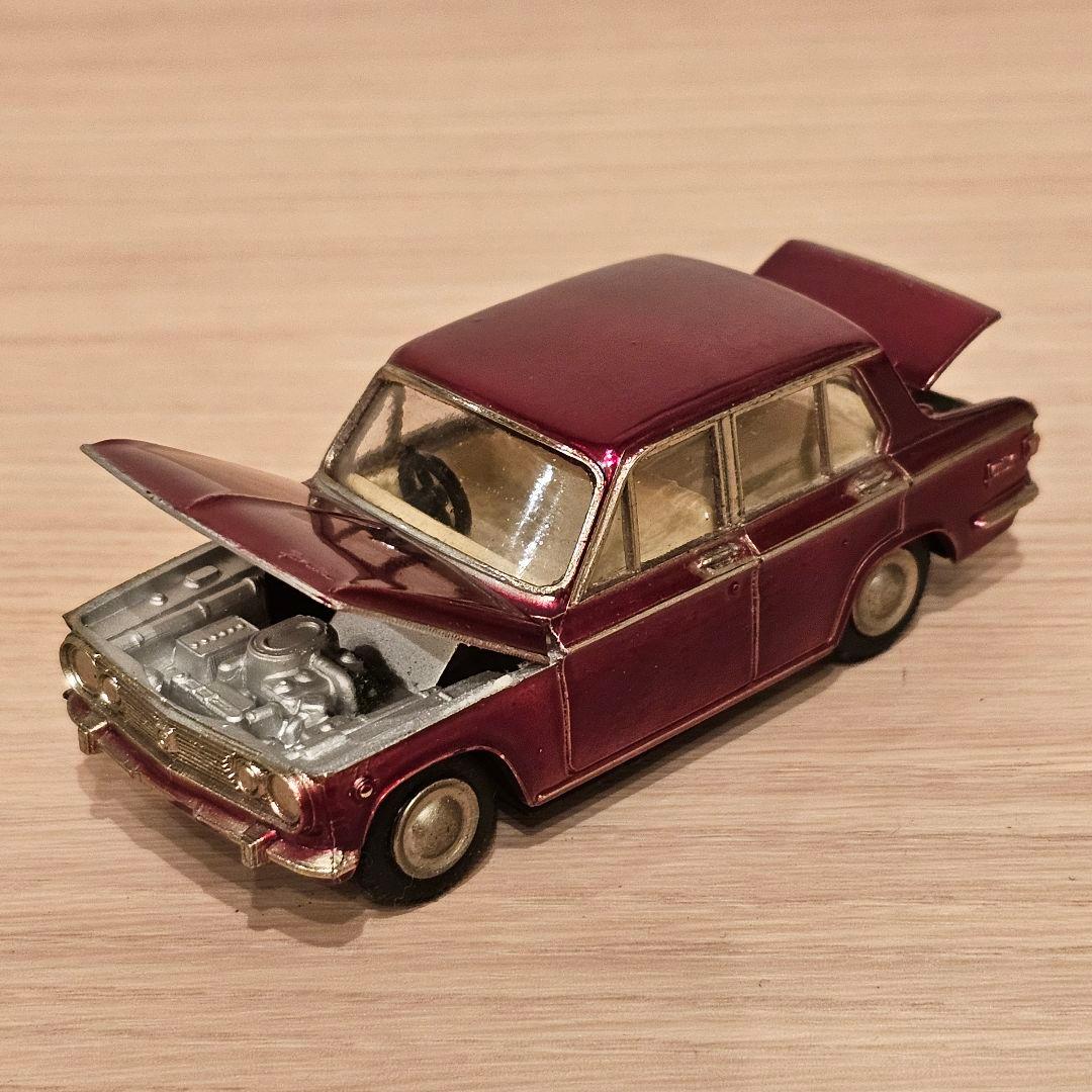 【アサヒトーイ/モデルペット】No.30 マツダ ファミリア