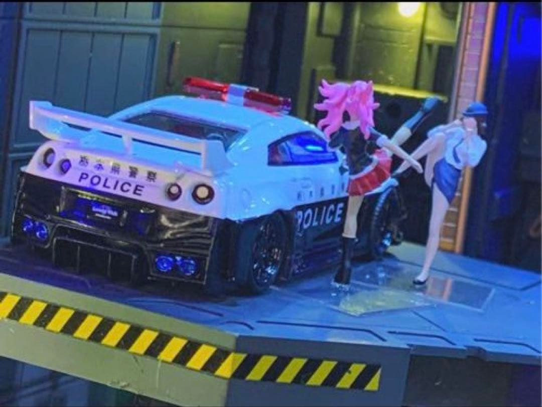1/64 LBWK 日産 35GT-RRシルエットGT 警視庁パトカーver1台