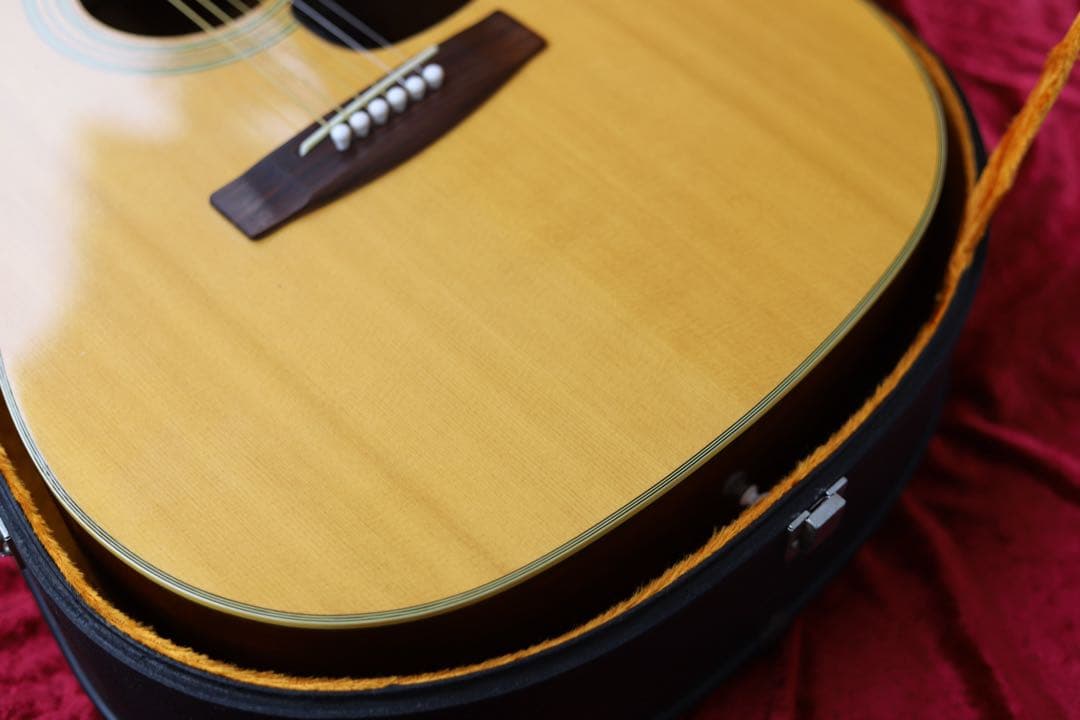 メンテ済 低弦高 YAMAHA FG-200J 黒ラベル アコースティックギター