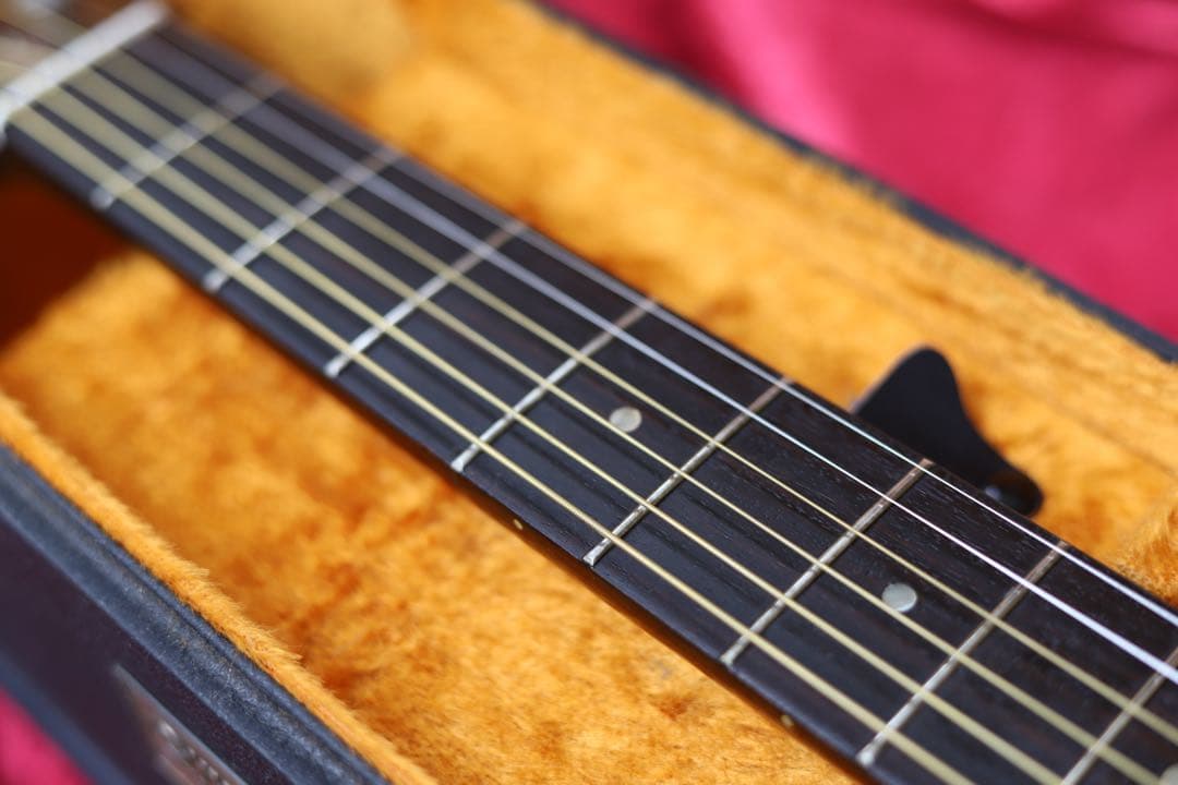 メンテ済 低弦高 YAMAHA FG-200J 黒ラベル アコースティックギター