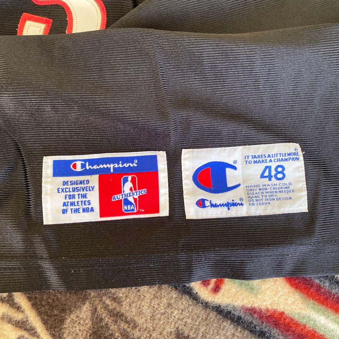 Champion製 オーセンティック シクサーズ アイバーソン