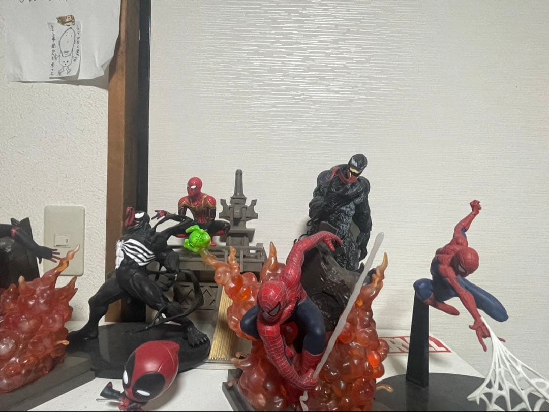 <MARVEL>スパイダーマン・ヴェノム・デッドプール フィギュアセット